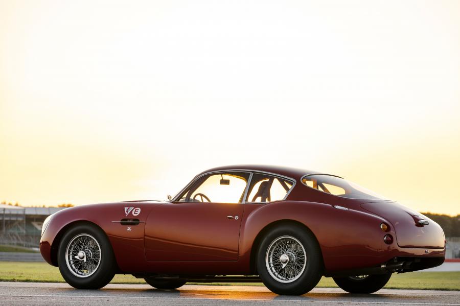  Aston Martin DB4 GTZ Continuation 2019 года  (фото 22 из 39)